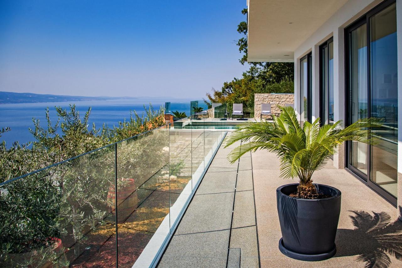 Villa Dispet With Heated Pool, Jacuzzi, Sauna And Cinema 셀리나 외부 사진